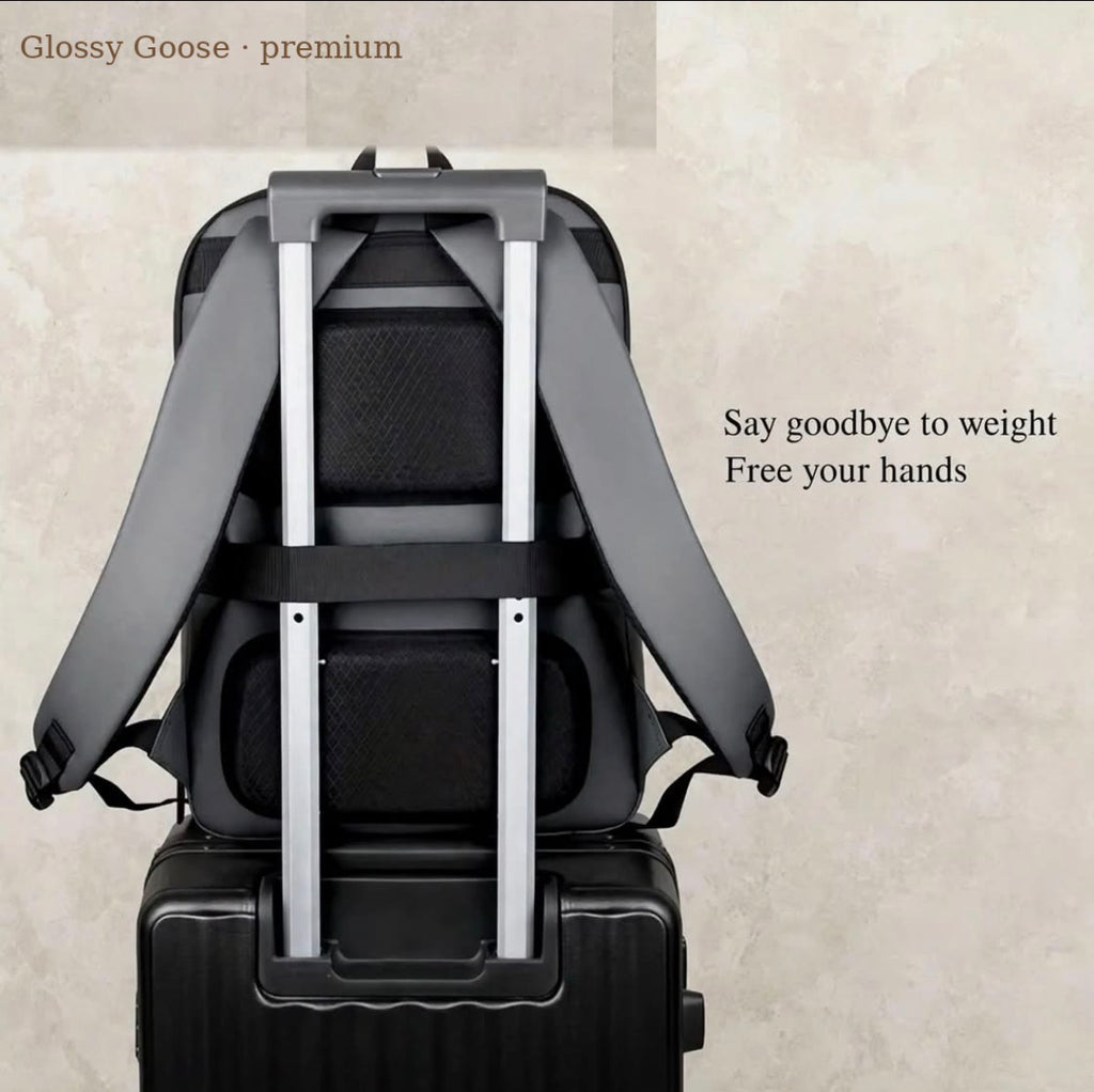 The FlexPack™ Expandable Business Daypack